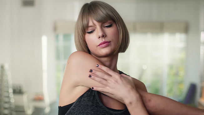 taylor-swift-treadmil-hed-2016