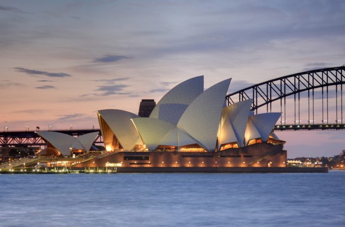 The Sydney Opera House invites you to #ComeOnIn with social media campaign
