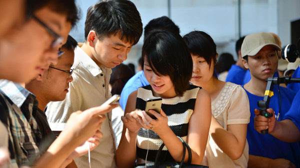 In China, mobile usage will overtake TV this year, according to eMarketer