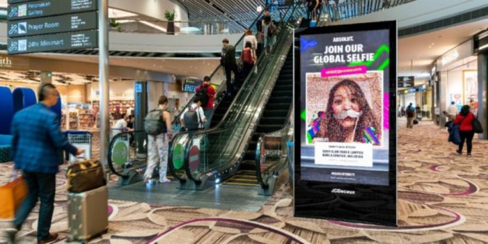 Absolut launches global interactive selfie campaign in airports with the help of JCDecaux