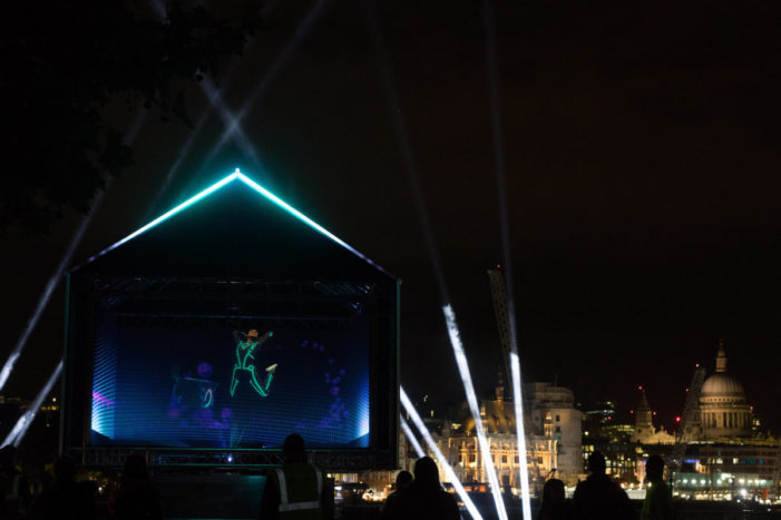 Three unveils world’s first holographic ad on the South Bank